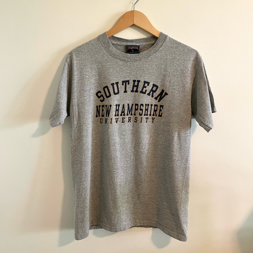 Jansport Vintage Southern New Hampshire T-shirt